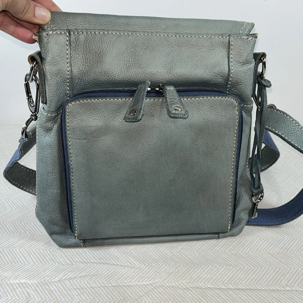 Fossil Leather Front‎ Pocket Back Wallet Crossbody Bag Soft Satchel Roomy Preppy
